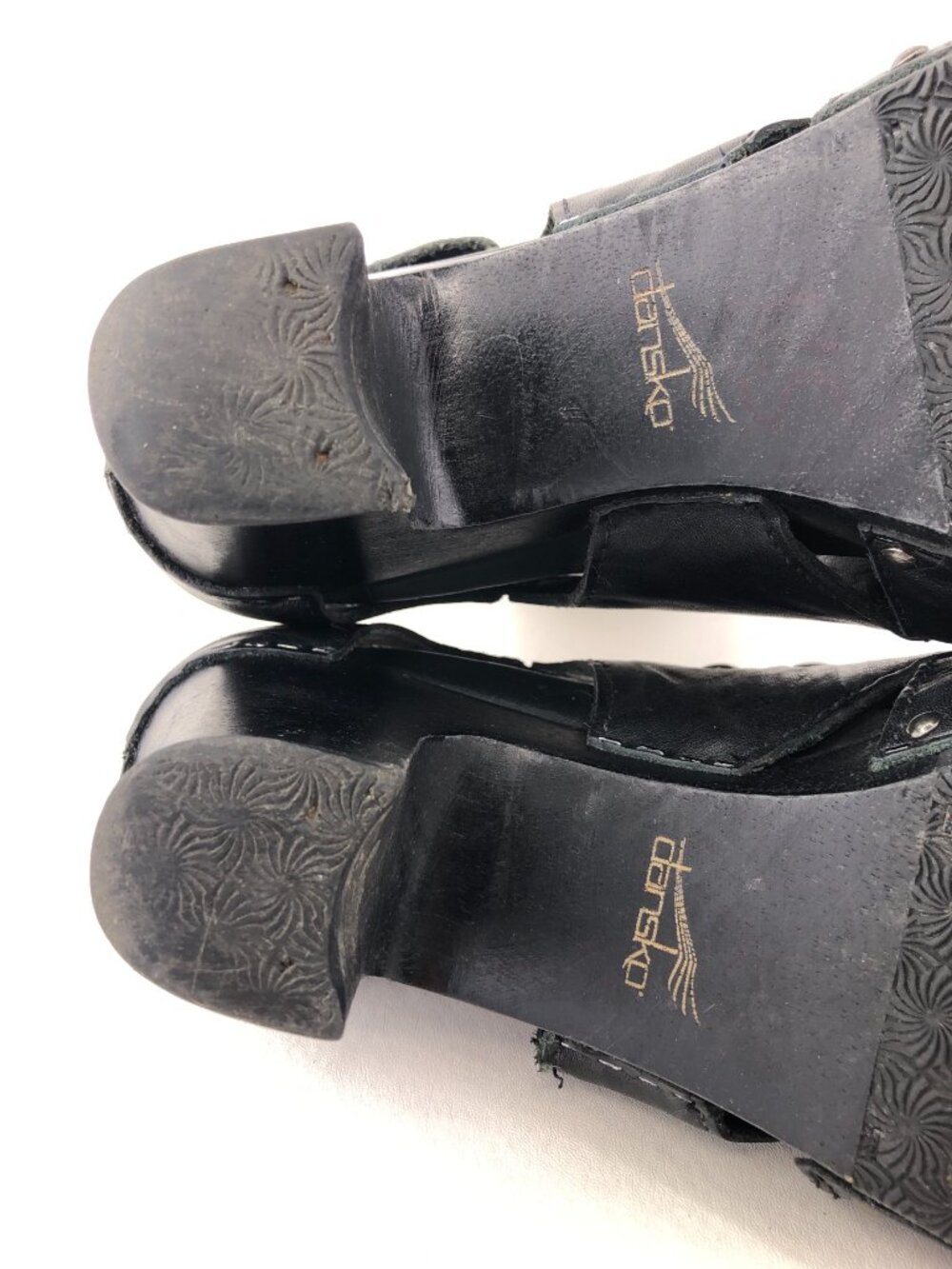 Dansko Ryder Black Full-Grain Leather Studded Clogs EUR 40 - Picture 10 of 15